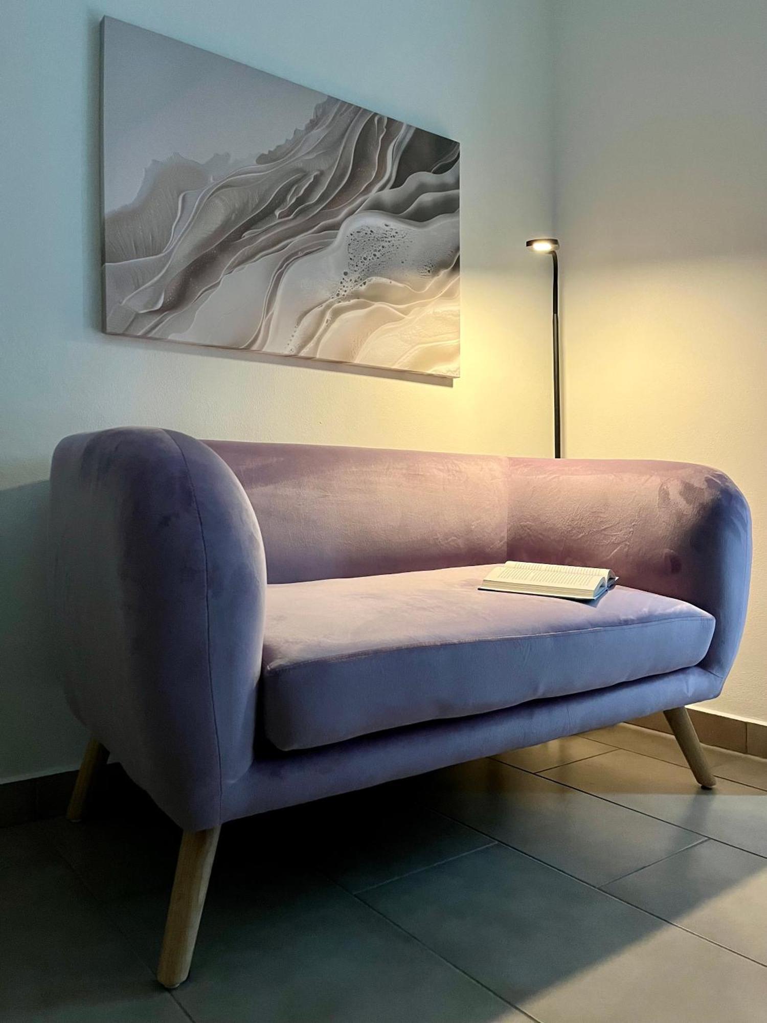 Cozy & Chic - Apartment With A Private Patio โคบาริด ภายนอก รูปภาพ